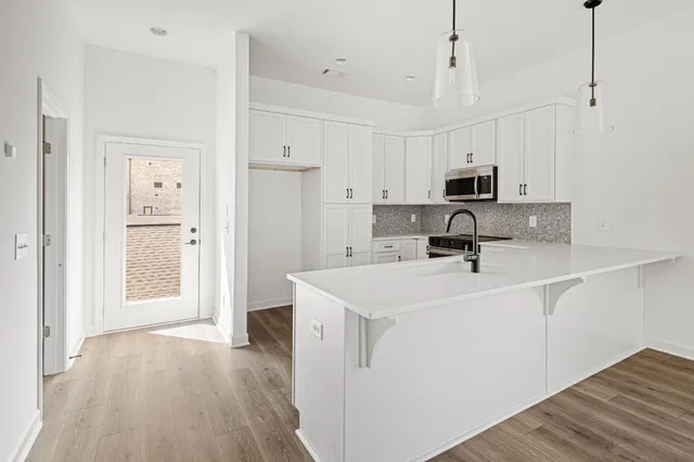 $389,900 | 227 B Folsom Pass Spring Hill, Spring Hill, TN 37174