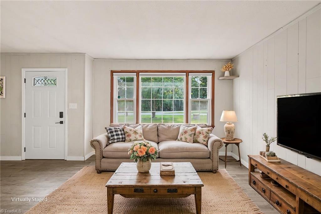 856 Lovelace Road Pelham, NC 27311 - Photo 4 of 23 Gallery Image 4