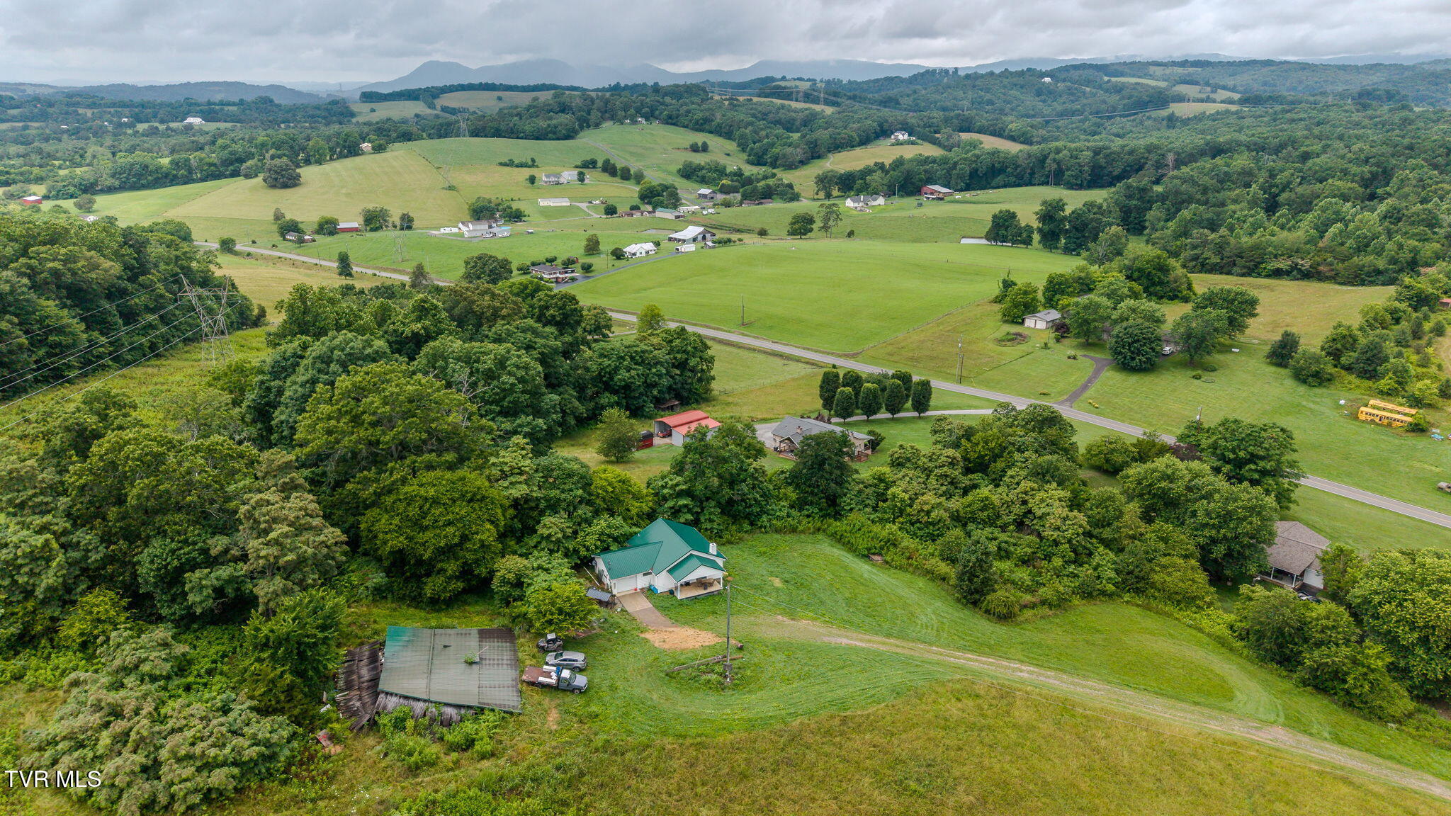 4050 Indian Ridge Road Blaine, TN 37709 - Photo 25 of 28 26-web-or-mls-DJI_20260609123331_0790_D