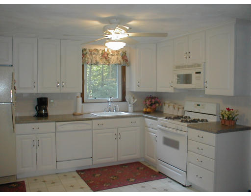 13 Acre Road Billerica, MA 01821 - Photo 2 of 5
