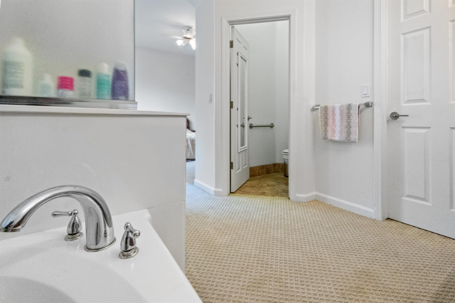 1413 Villette Court Modesto, CA 95356 - Photo 49 of 82