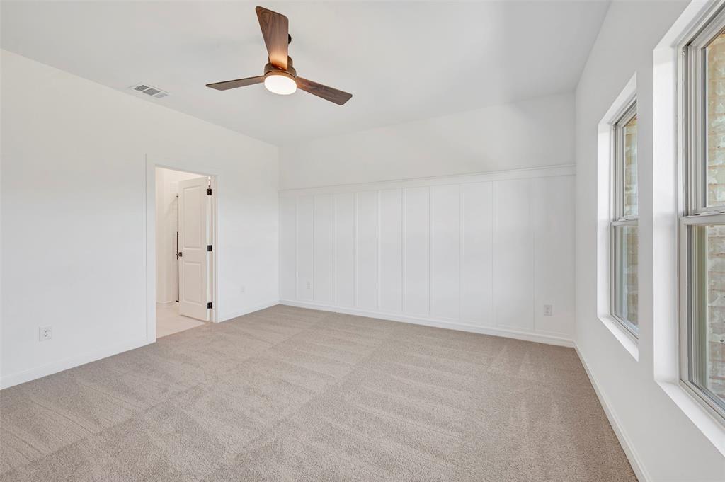 2217 Maple Ridge Drive Van Alstyne, TX 75495 - Photo 21 of 38 a view of an empty room