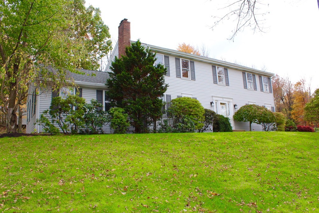 36 Deerfield Road Shrewsbury, MA 01545 - Photo 2 of 22 Gallery Image 2