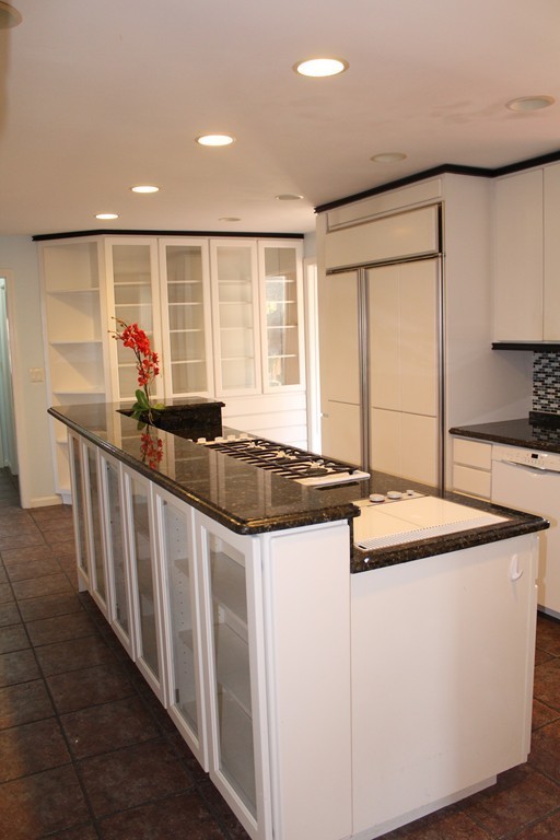 36 Deerfield Road Shrewsbury, MA 01545 - Photo 5 of 22 Gallery Image 5