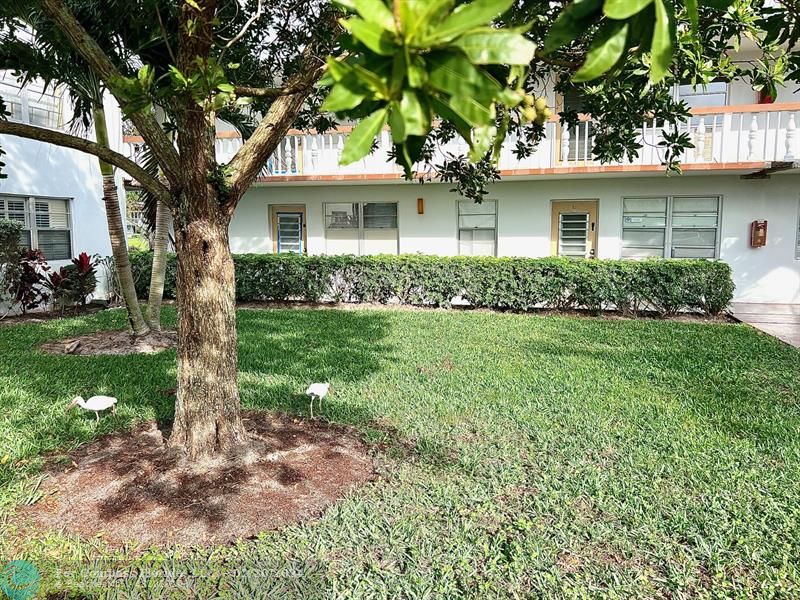 211 Durham East Unit 211  