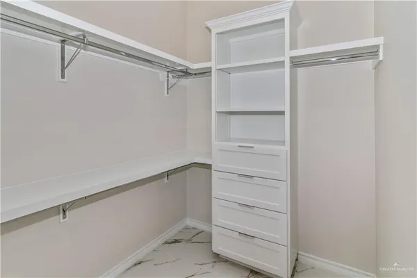 $2,050 | 2412 East Sabinal Avenue, Hidalgo, TX 78557