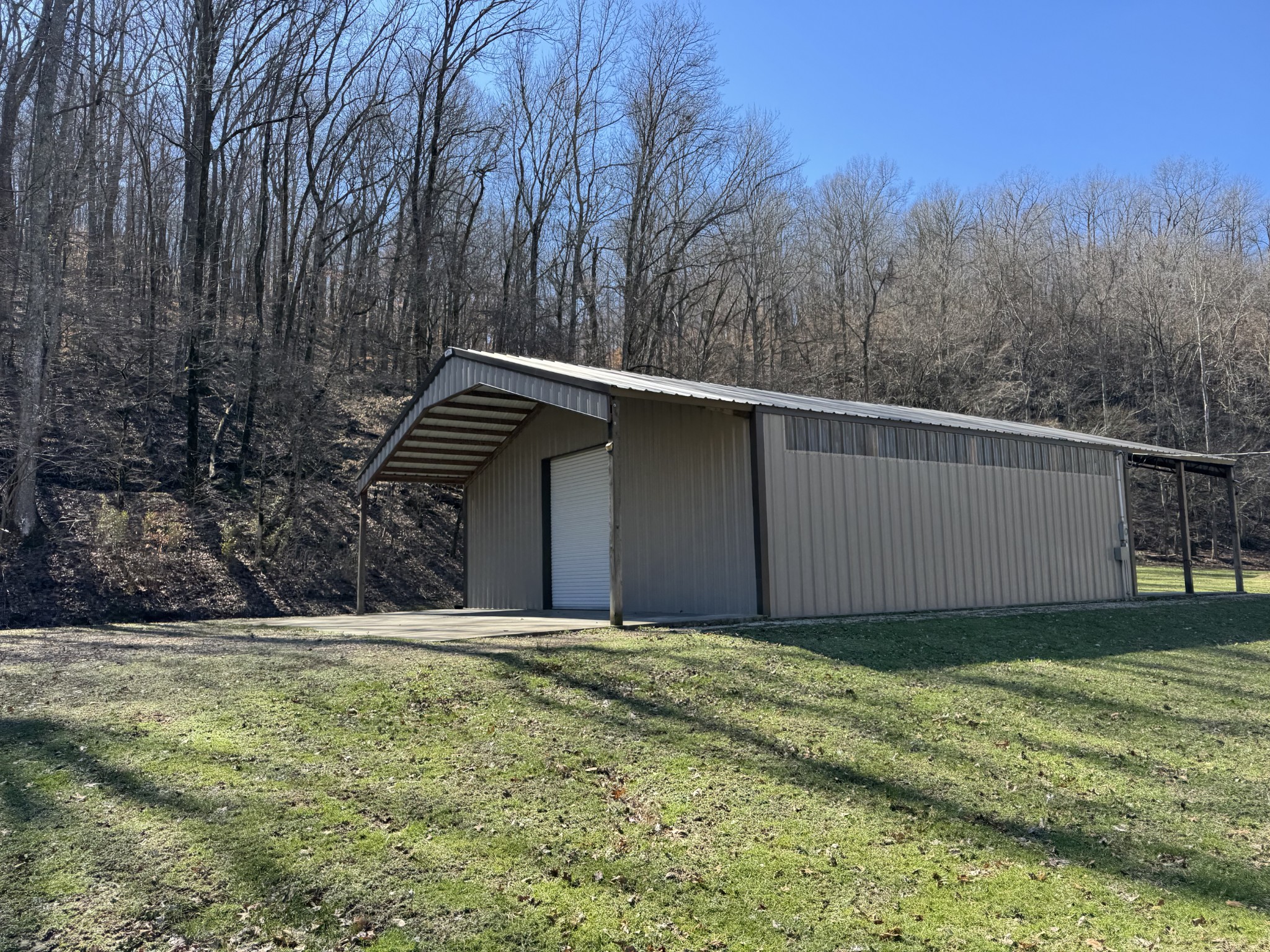0 Waterfall Creek Road Collinwood, TN 38450 - Photo 11 of 48 a view of a backyard