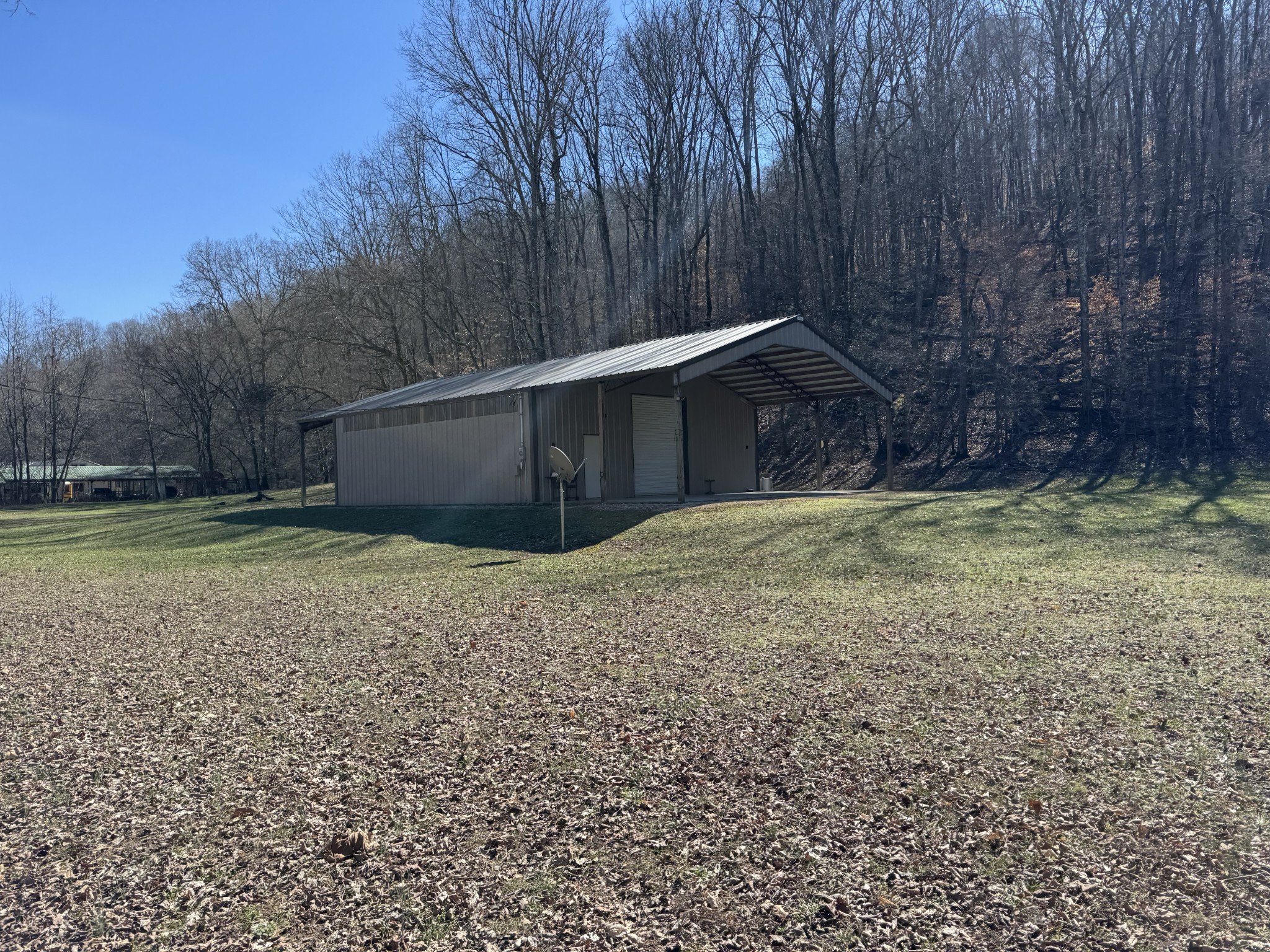 0 Waterfall Creek Road Collinwood, TN 38450 - Photo 12 of 48 a view of a backyard