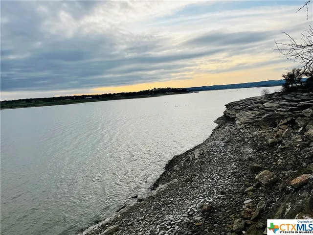 $899,500 | 0 Waterway Lane, Burnet, TX 78611