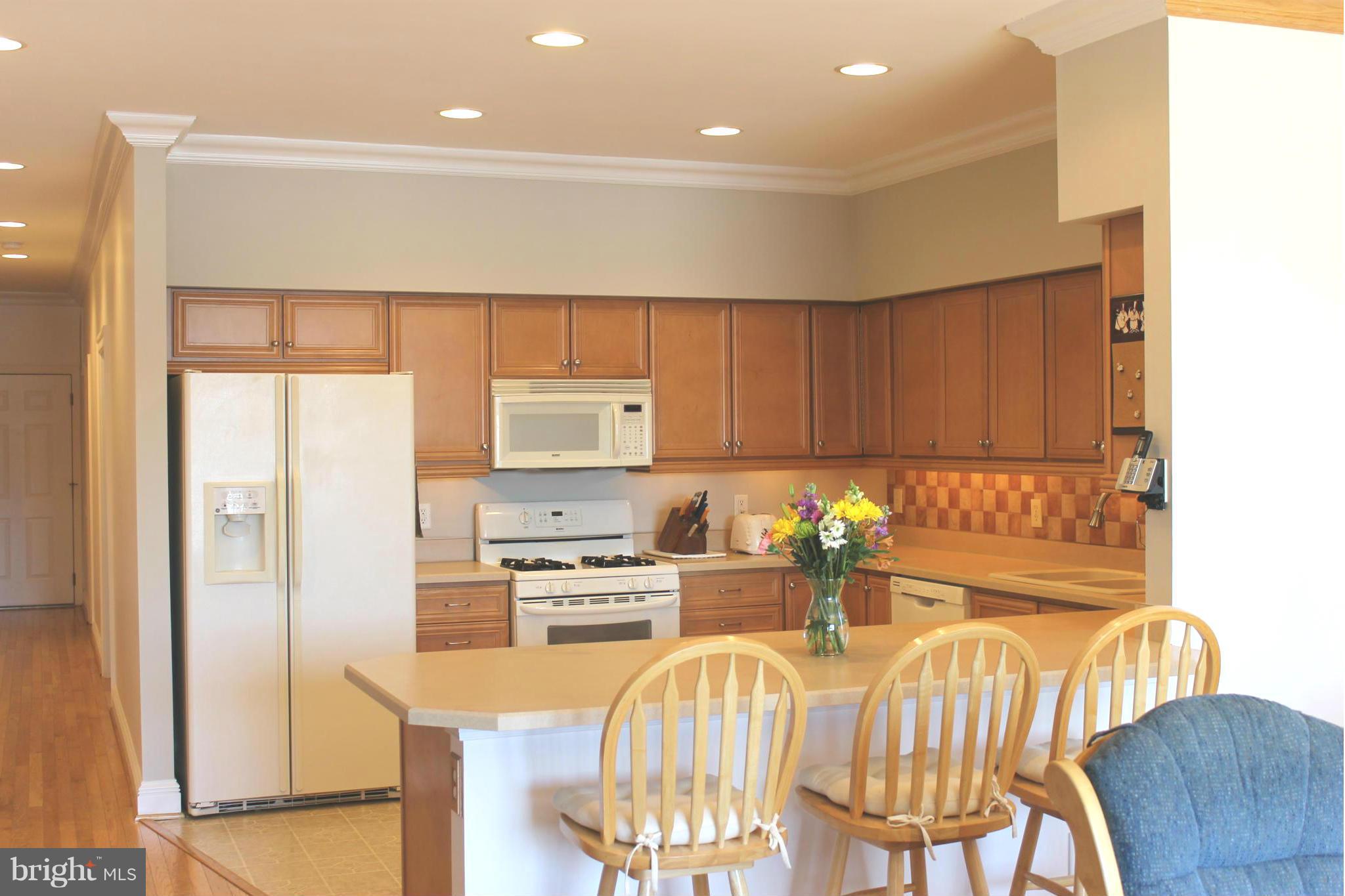 852 Sue Grove Road Baltimore, MD 21221 - Photo 19 of 29 Kitchen