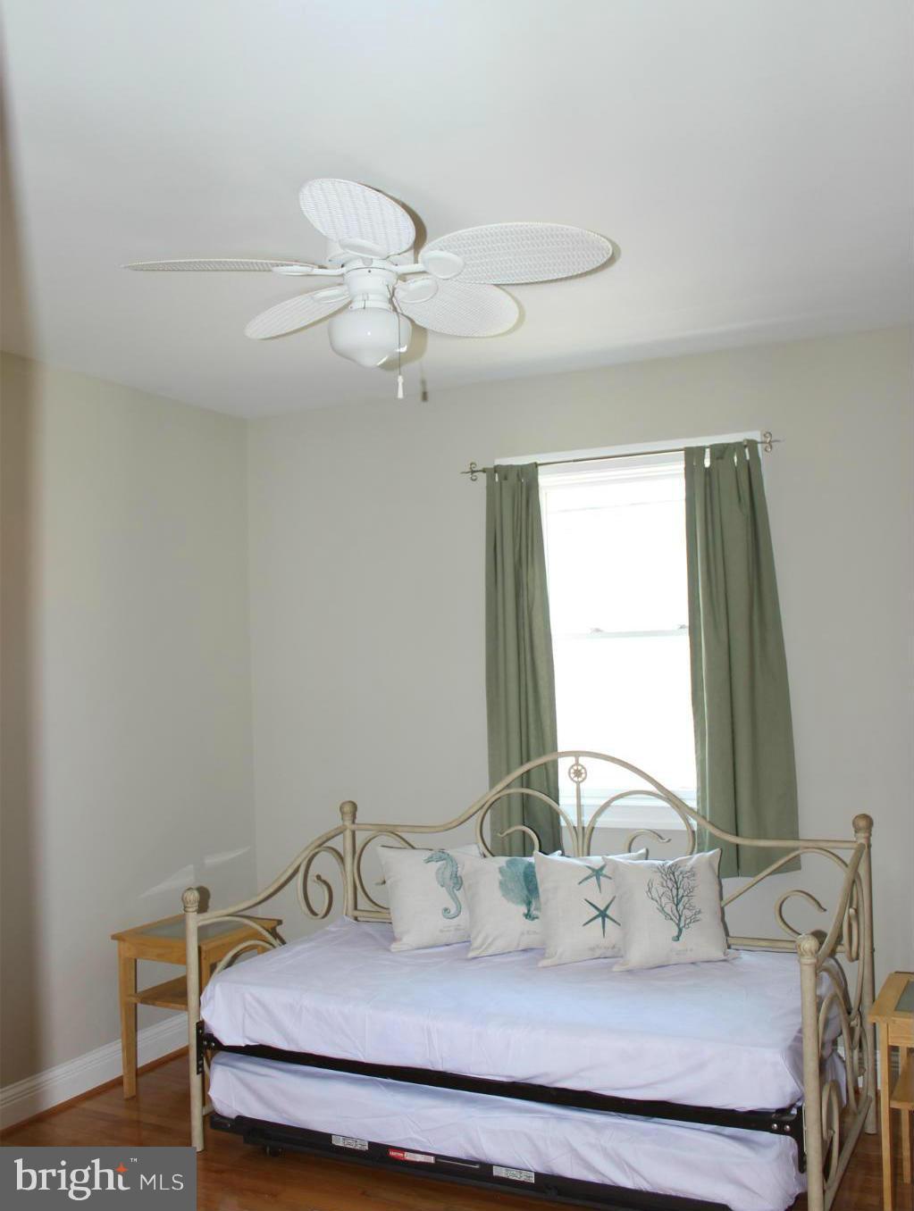852 Sue Grove Road Baltimore, MD 21221 - Photo 25 of 29 Bedroom 2