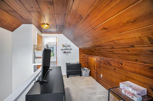 $235,000 | 811 Briarcliff Road, Jackson, MI 49203