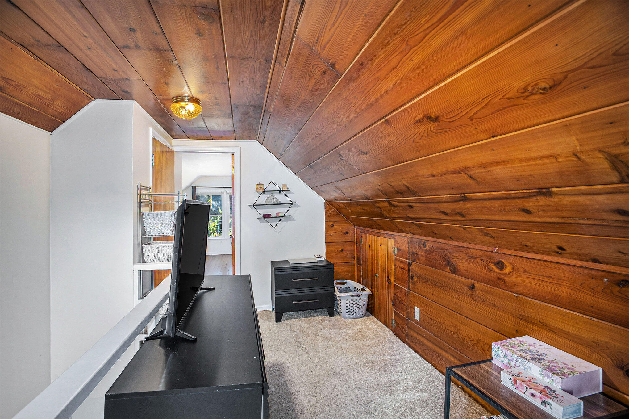 811 Briarcliff Road Jackson, MI 49203 - Photo 12 of 16 011_file_875