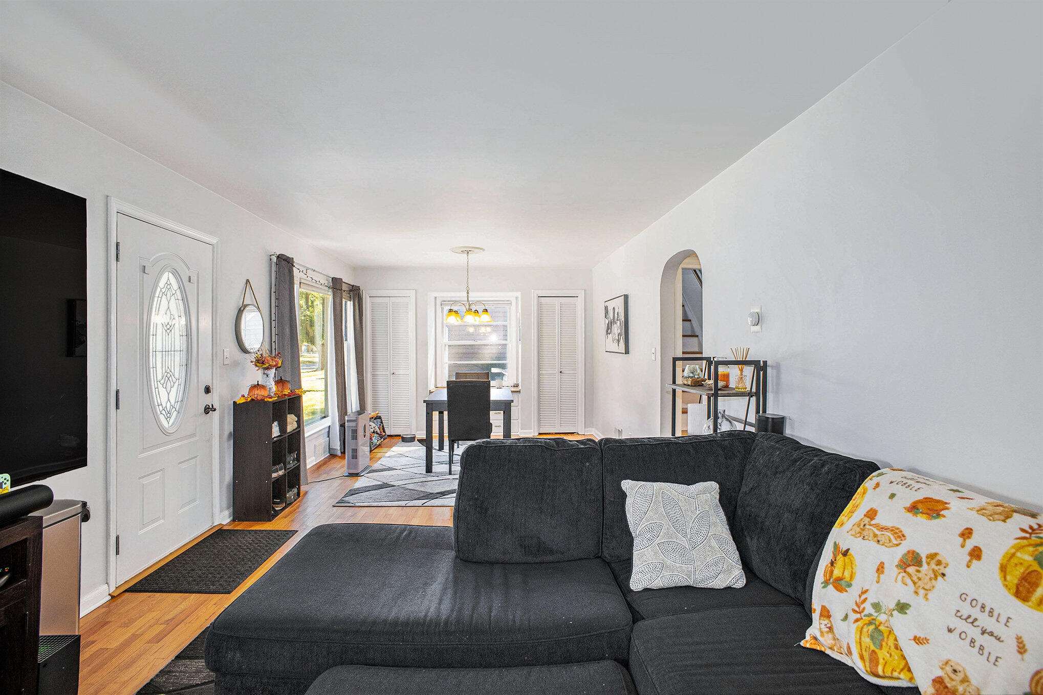 811 Briarcliff Road Jackson, MI 49203 - Photo 5 of 16 004_file_604