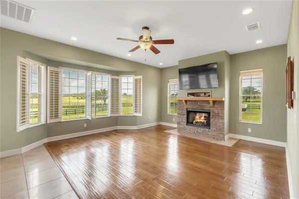 $2,950,000 | 12610 Northwest Gainesville Road, Reddick, FL 32686