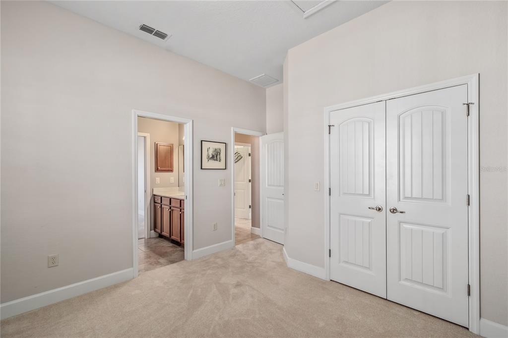 12610 Northwest Gainesville Road Reddick, FL 32686 - Photo 42 of 90 an empty room with windows