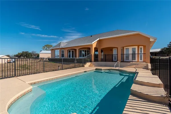 $2,950,000 | 12610 Northwest Gainesville Road, Reddick, FL 32686