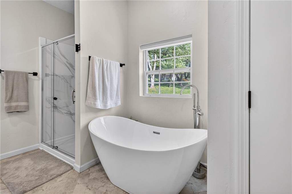 2015 South Lee's Summit Road Independence, MO 64050 - Photo 24 of 38