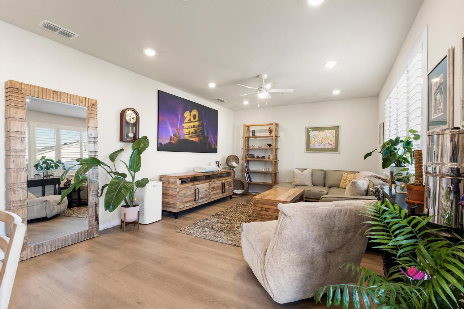 2057 Longmire Loop Roseville, CA 95747 - Photo 13 of 37