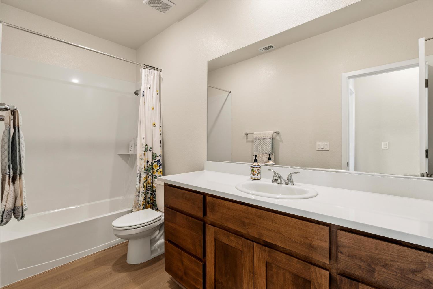 2057 Longmire Loop Roseville, CA 95747 - Photo 24 of 37