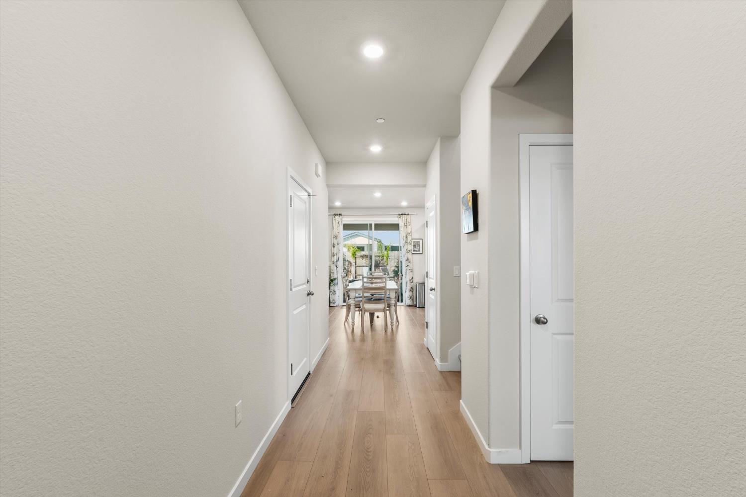 2057 Longmire Loop Roseville, CA 95747 - Photo 9 of 37