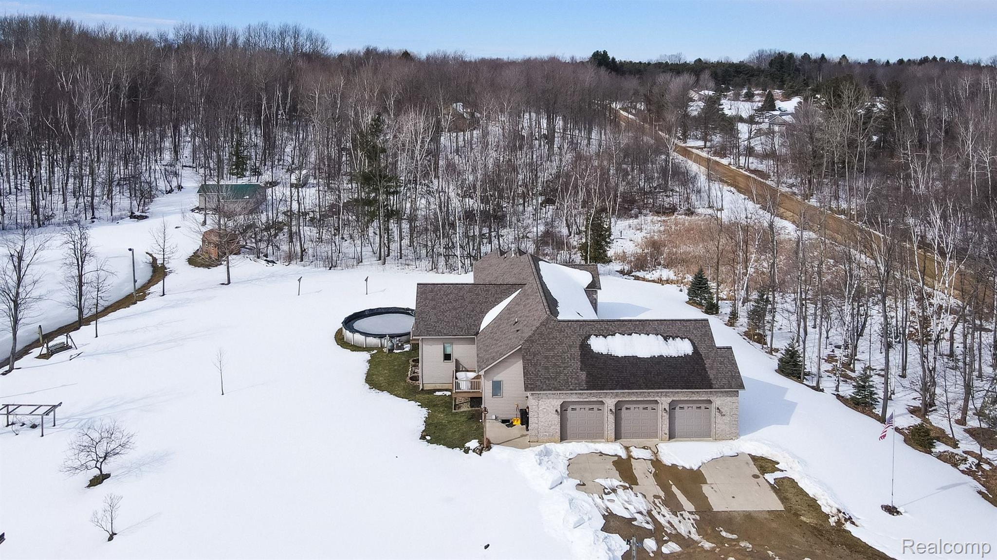 6226 Mayville Road Clifford, MI 48727 - Photo 9 of 50 Gallery Image 9