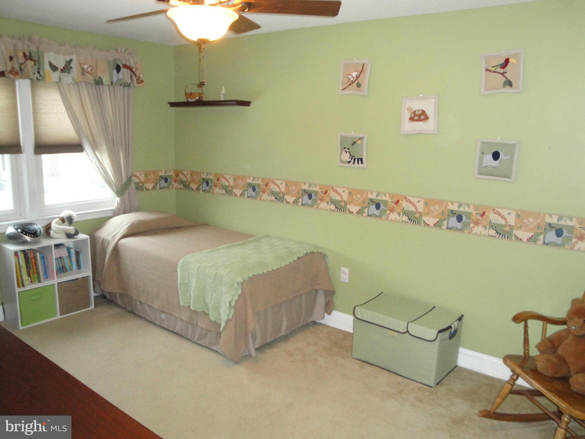 1031 Downton Road Baltimore, MD 21227 - Photo 9 of 13 Bedroom