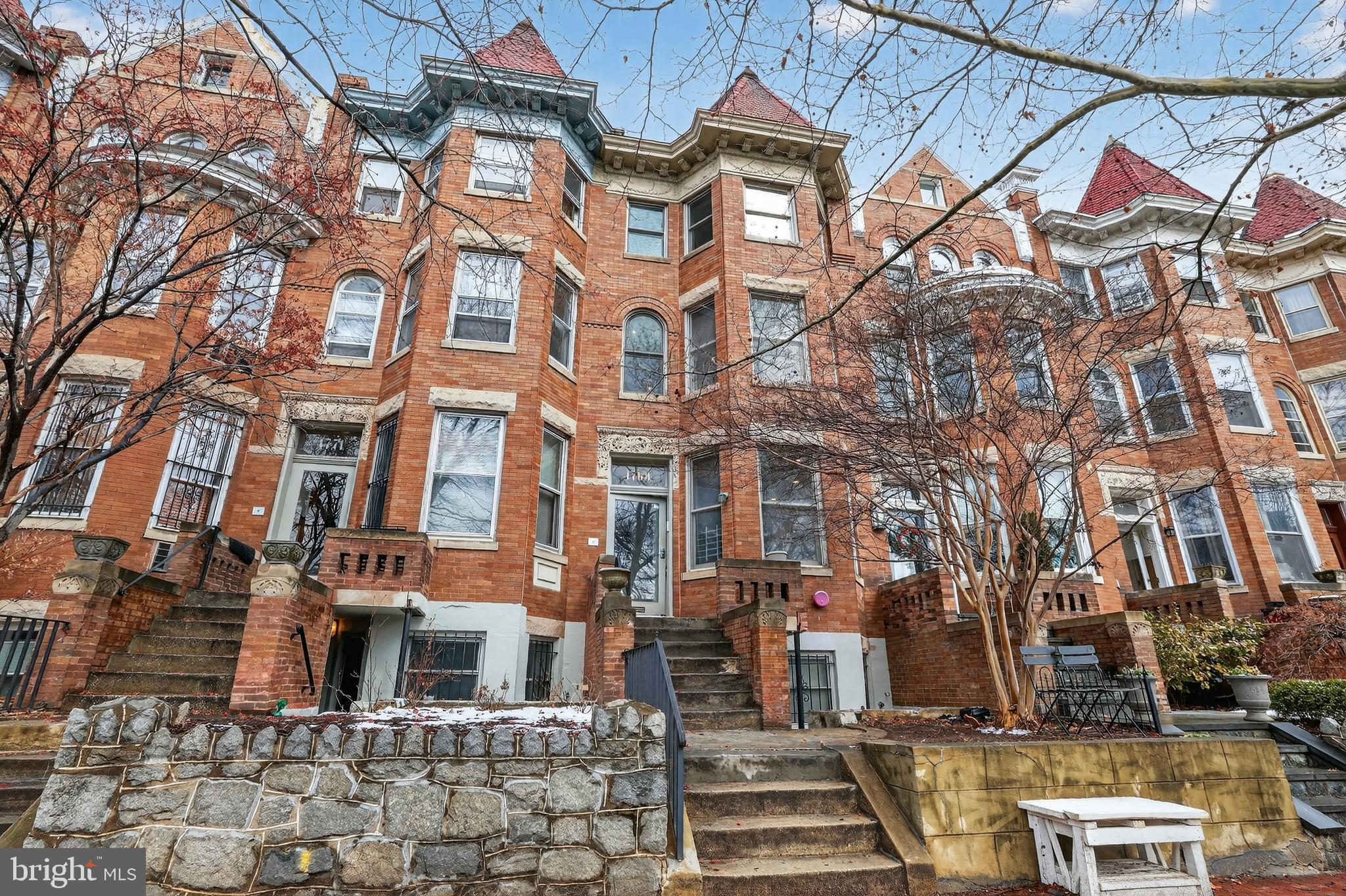 1771 T Street Northwest Washington, DC 20009 - Photo 2 of 38