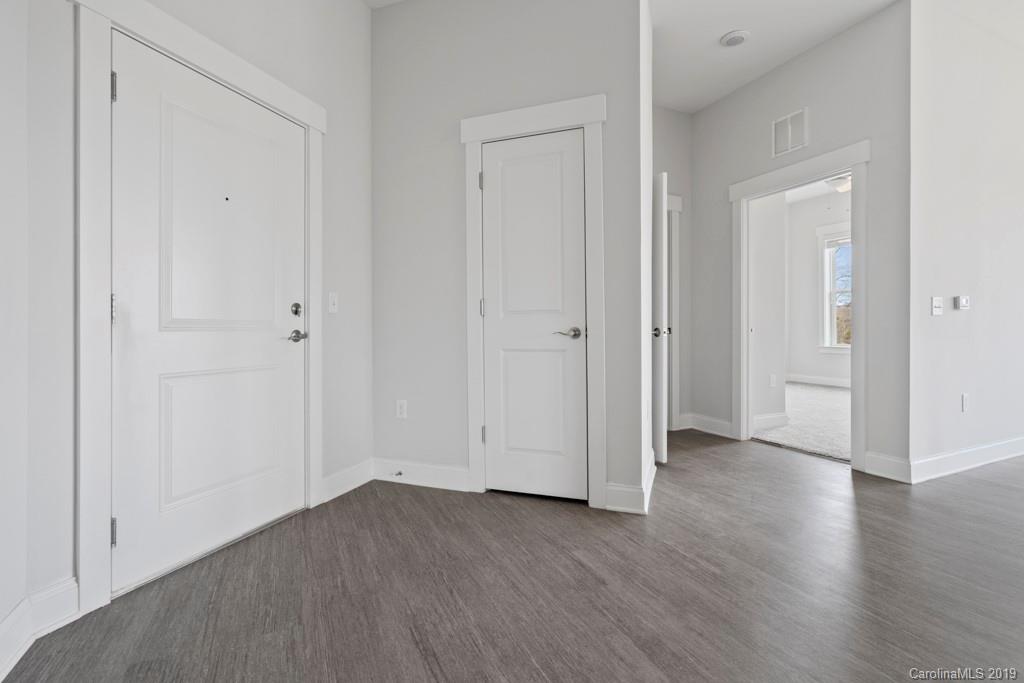 652 Herrons Ferry Road, Unit 401 Rock Hill, SC 29730 - Photo 3 of 36