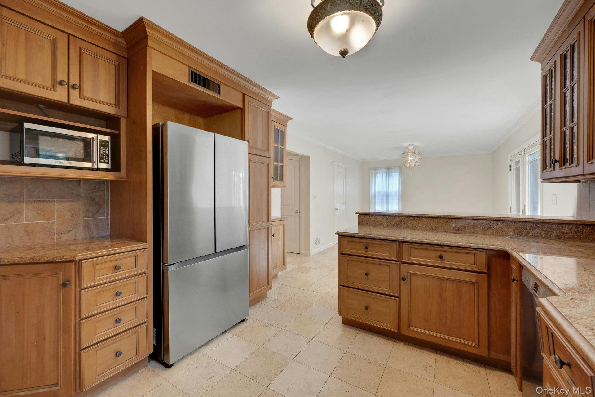 20 Springdale Road Scarsdale, NY 10583 - Photo 14 of 42 Gallery Image 14