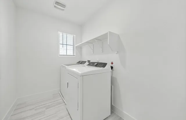 $367,990 | 502 Tailwind Drive, Kyle, TX 78640