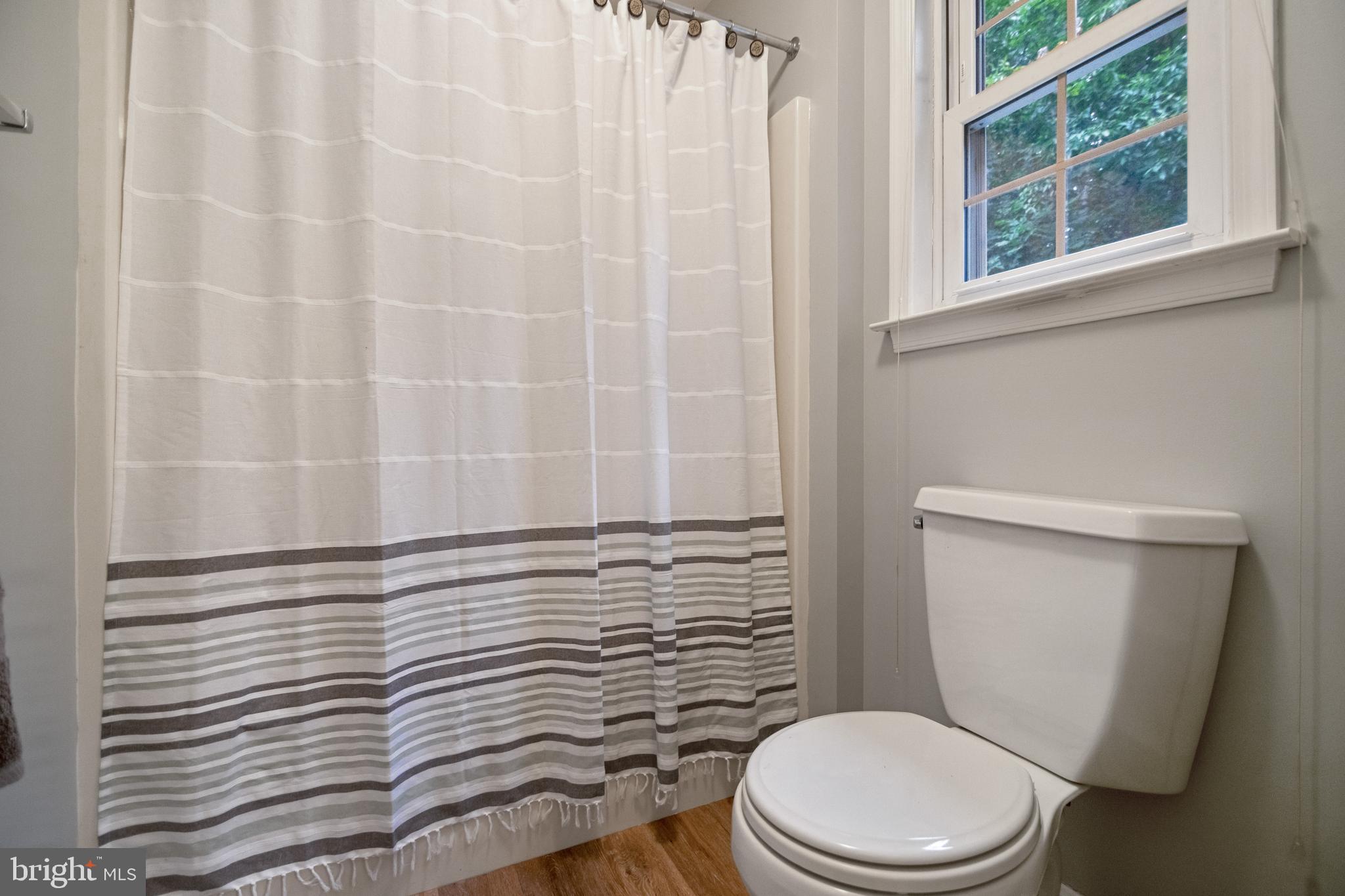 3885 Millers Station Road Manchester, MD 21102 - Photo 22 of 48 2nd Floor Hall Bath