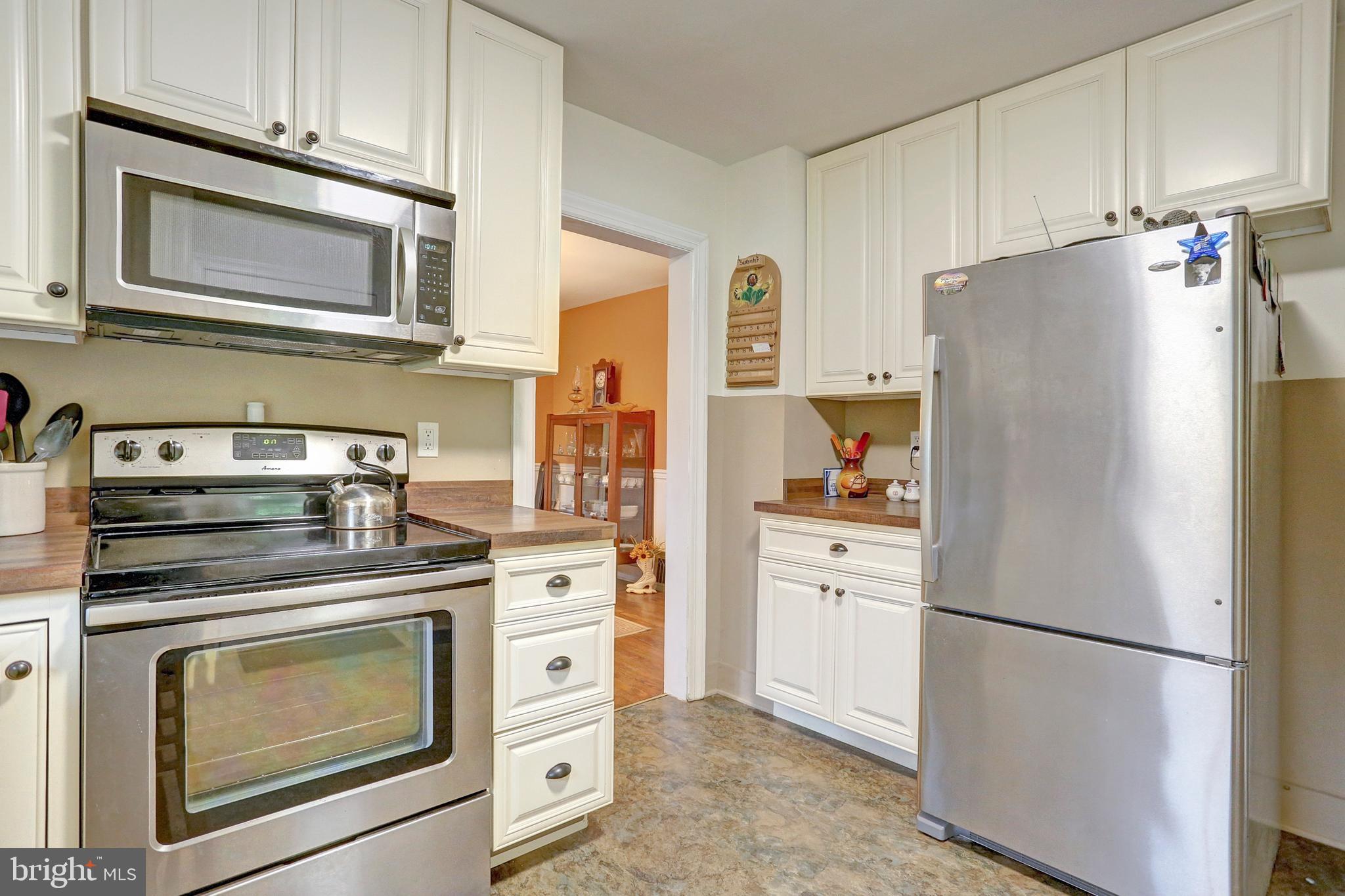 2054 Atom Road Delta, PA 17314 - Photo 8 of 31 Stainless steel appliances
