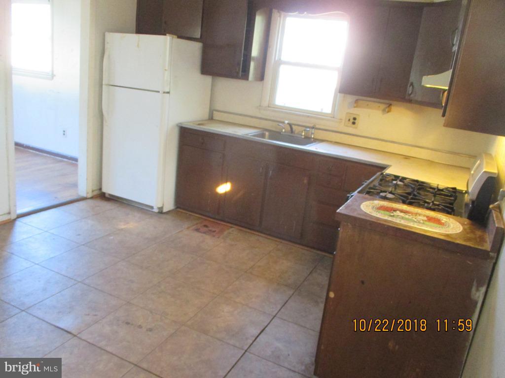 7109 Riggs Road Hyattsville, MD 20783 - Photo 4 of 20 Kitchen