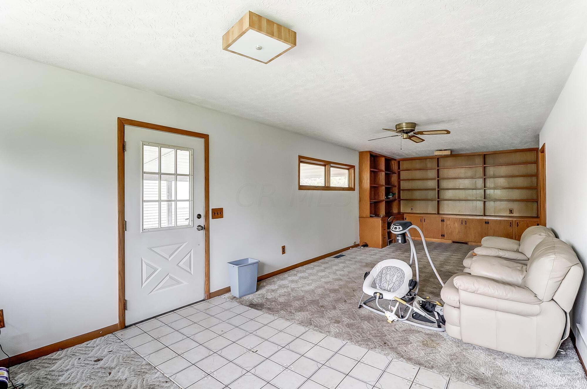 199 Edwards Road Johnstown, OH 43031 - Photo 4 of 27 004