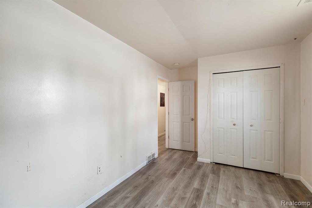 28469 Beechnut Street Inkster, MI 48141 - Photo 16 of 20 Gallery Image 16