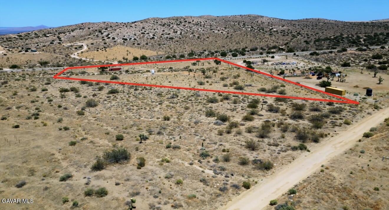 11250 Fort Tejon Road East Littlerock, CA 93543 - Photo 2 of 6 a view of a area with an outdoor space