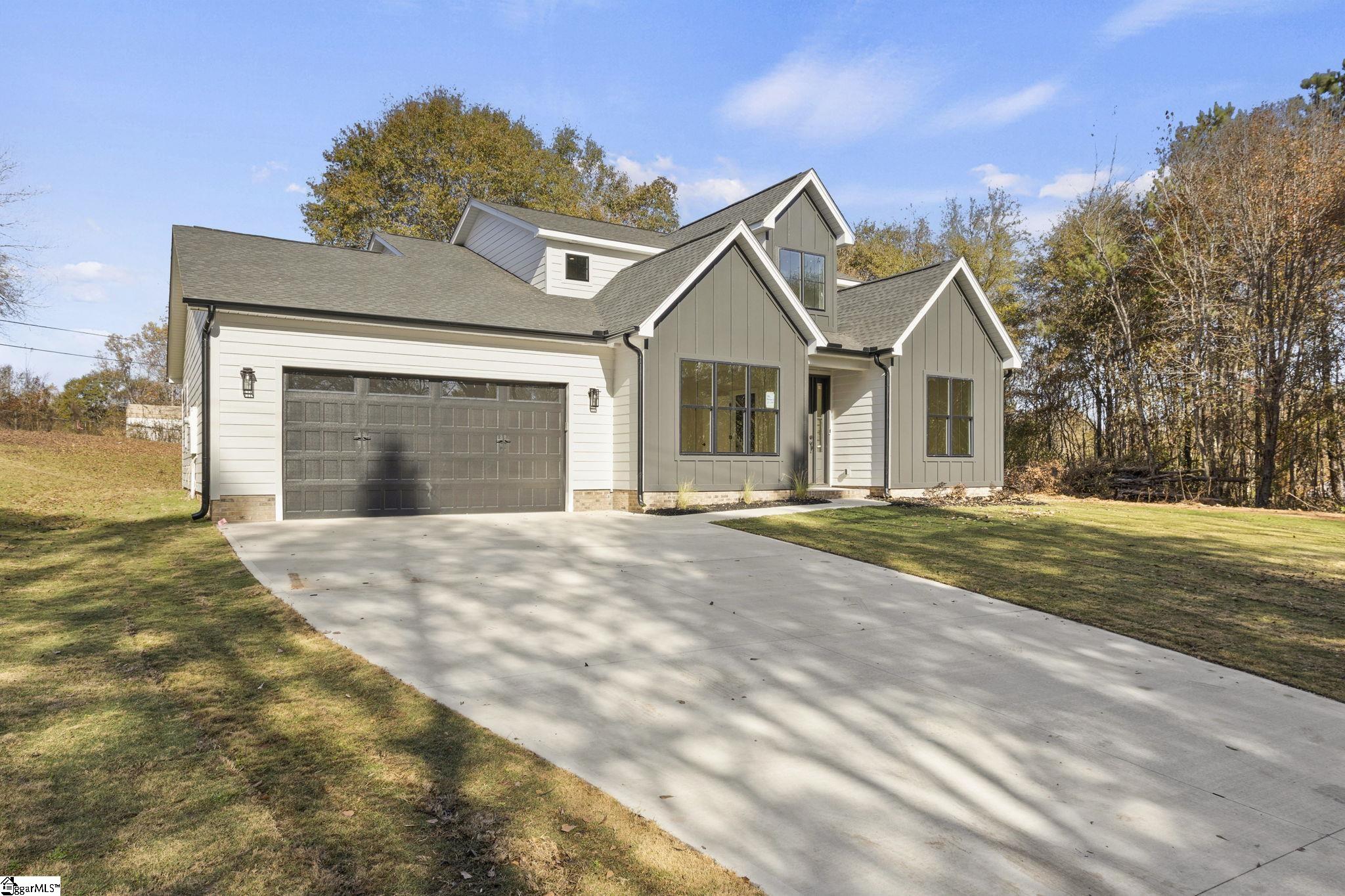 743 Bridwell Road Travelers Rest, SC 29690 - Photo 2 of 36 Gallery Image 2