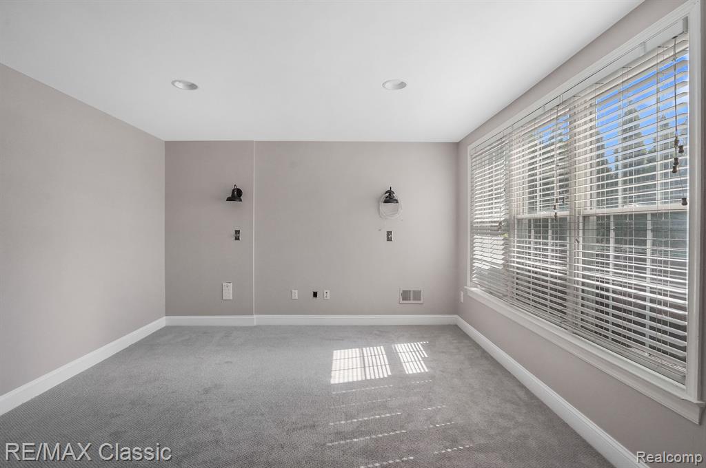 24825 Reeds Pointe Drive Novi, MI 48374 - Photo 26 of 56
