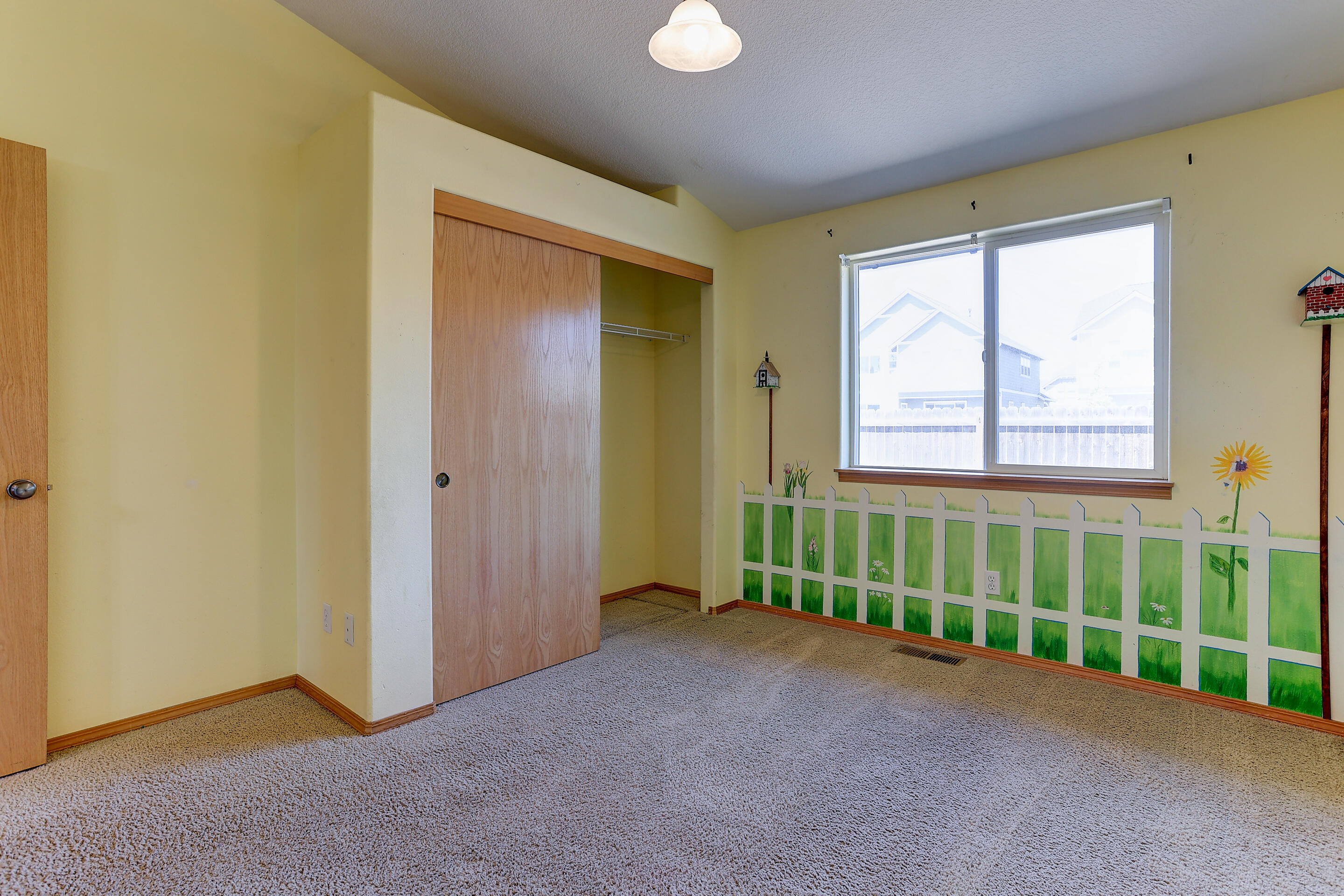20581 Dylan Loop Bend, OR 97702 - Photo 24 of 26 3rd Bedroom