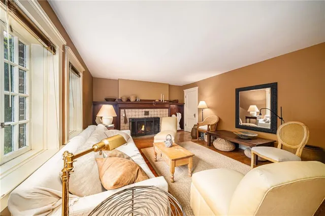 $525,000 | 4345 Locust Street, Kansas City, MO 64110