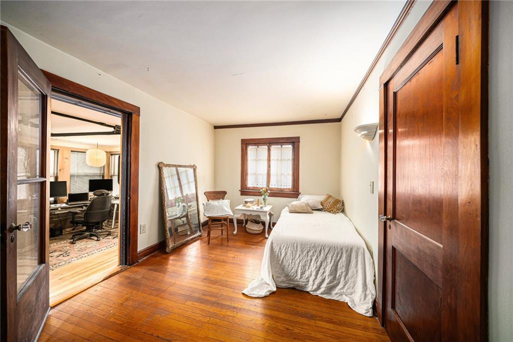 4345 Locust Street Kansas City, MO 64110 - Photo 17 of 38