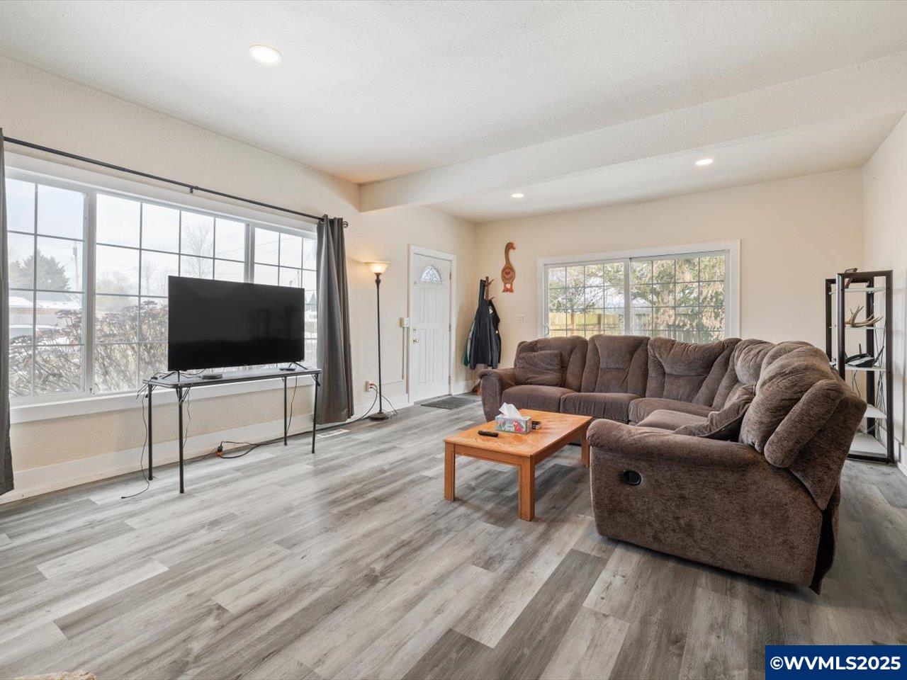 201 Williams Street Independence, OR 97351 - Photo 5 of 44 Gallery Image 5