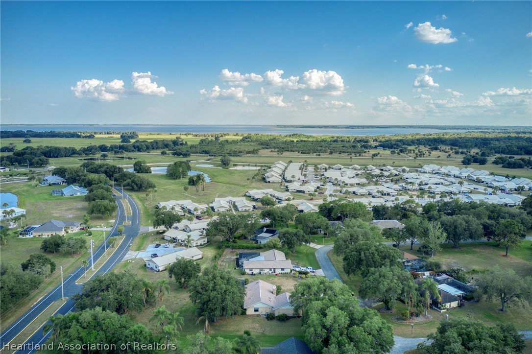 332 Oak Circle Sebring, FL 33876 - Photo 14 of 16 a view of a city