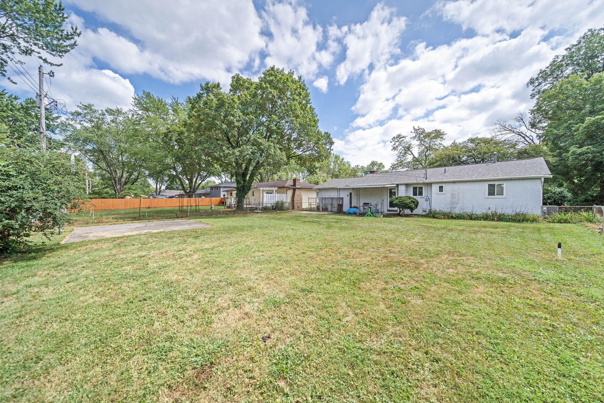 390 Dunbarton Road Columbus, OH 43230 - Photo 18 of 20 55-web-or-mls-A7402944
