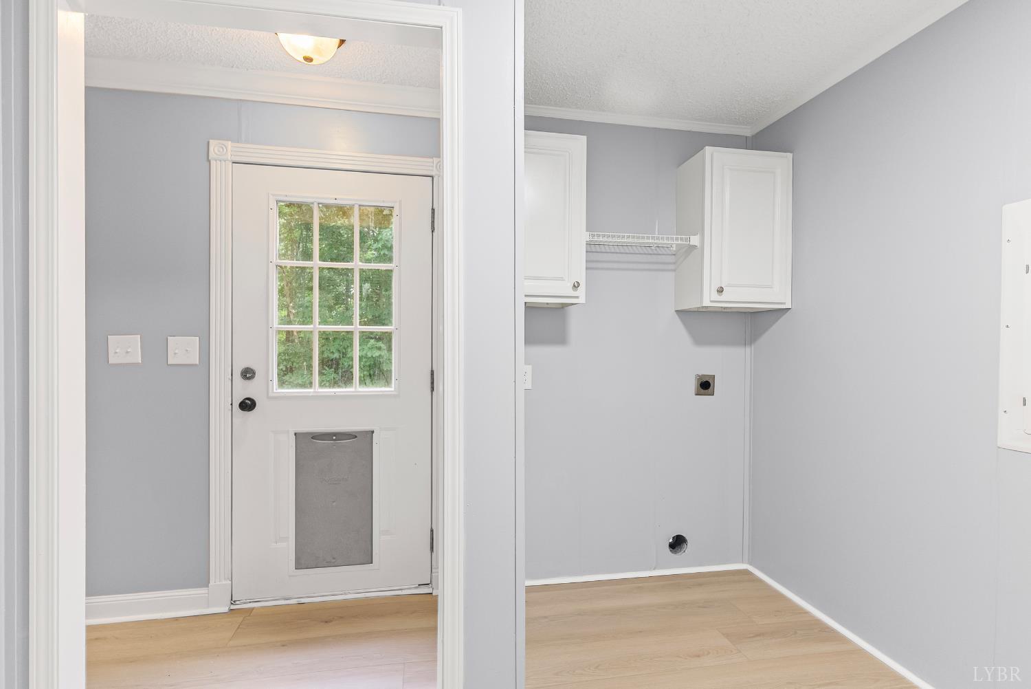 3701 Bethany Road Rustburg, VA 24588 - Photo 40 of 55 a view of room with window