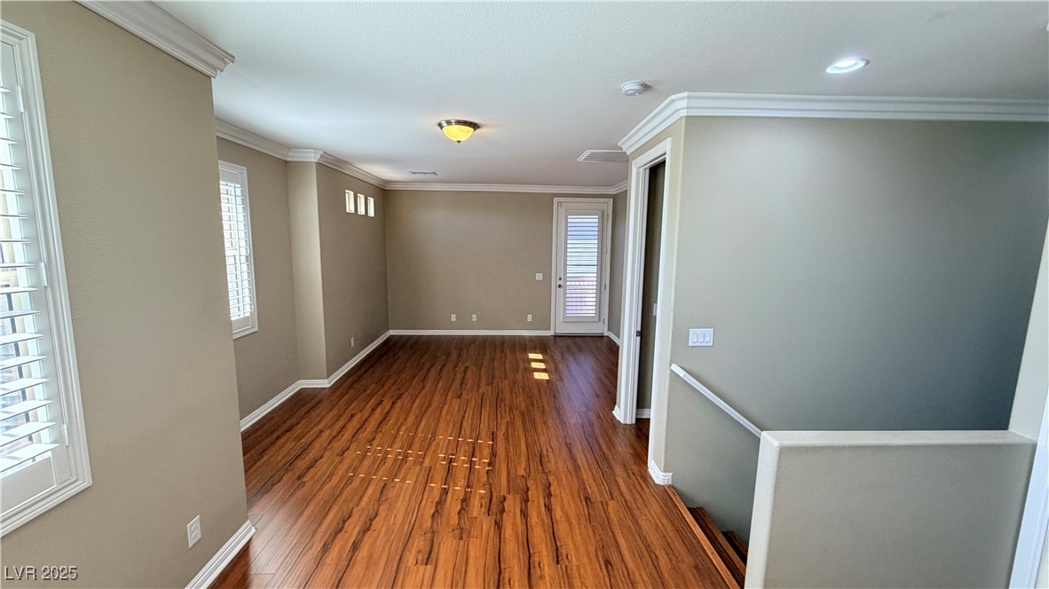 8130 Slip Point Avenue Las Vegas, NV 89147 - Photo 11 of 19