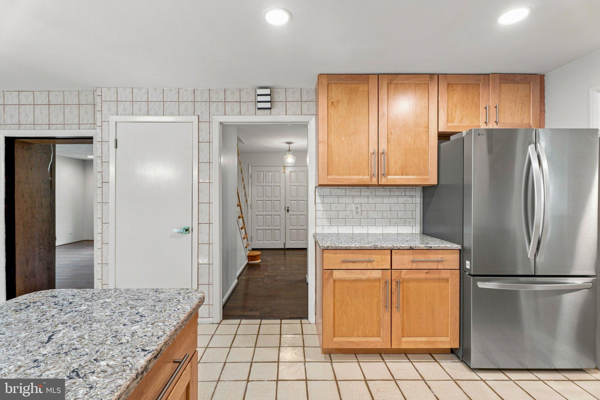 4631 Hawksbury Road Baltimore, MD 21208 - Photo 11 of 39 Gallery Image 11