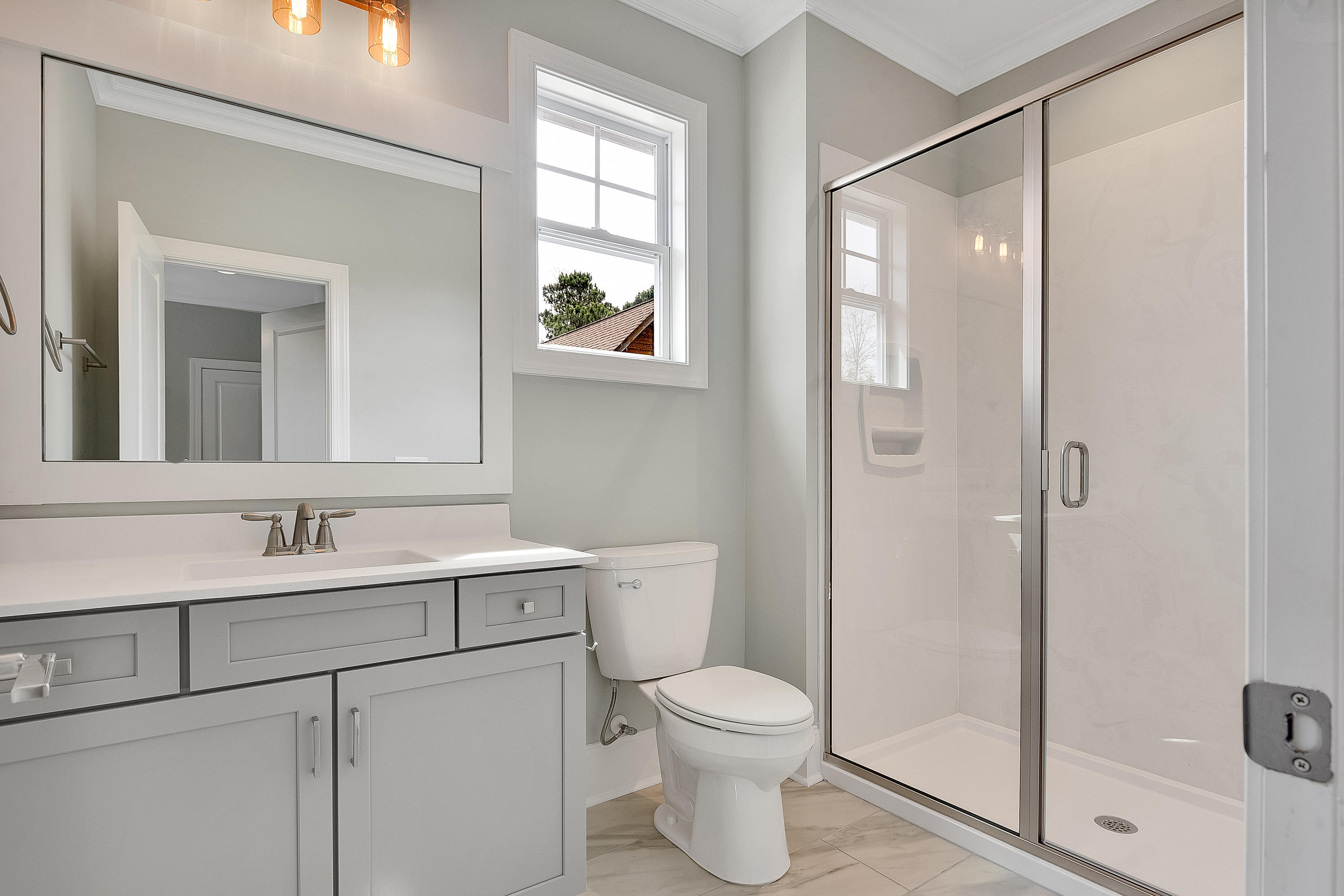 1321 Grove Point Road Wilmington, NC 28409 - Photo 23 of 30 Bath Up