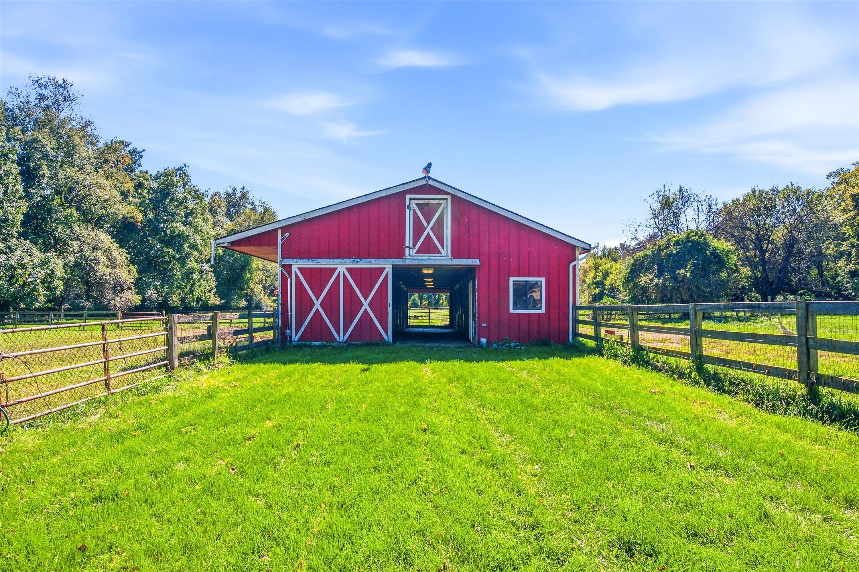 2785 Pearson Road Milford, MI 48380 - Photo 32 of 42 2785_Pearson_40